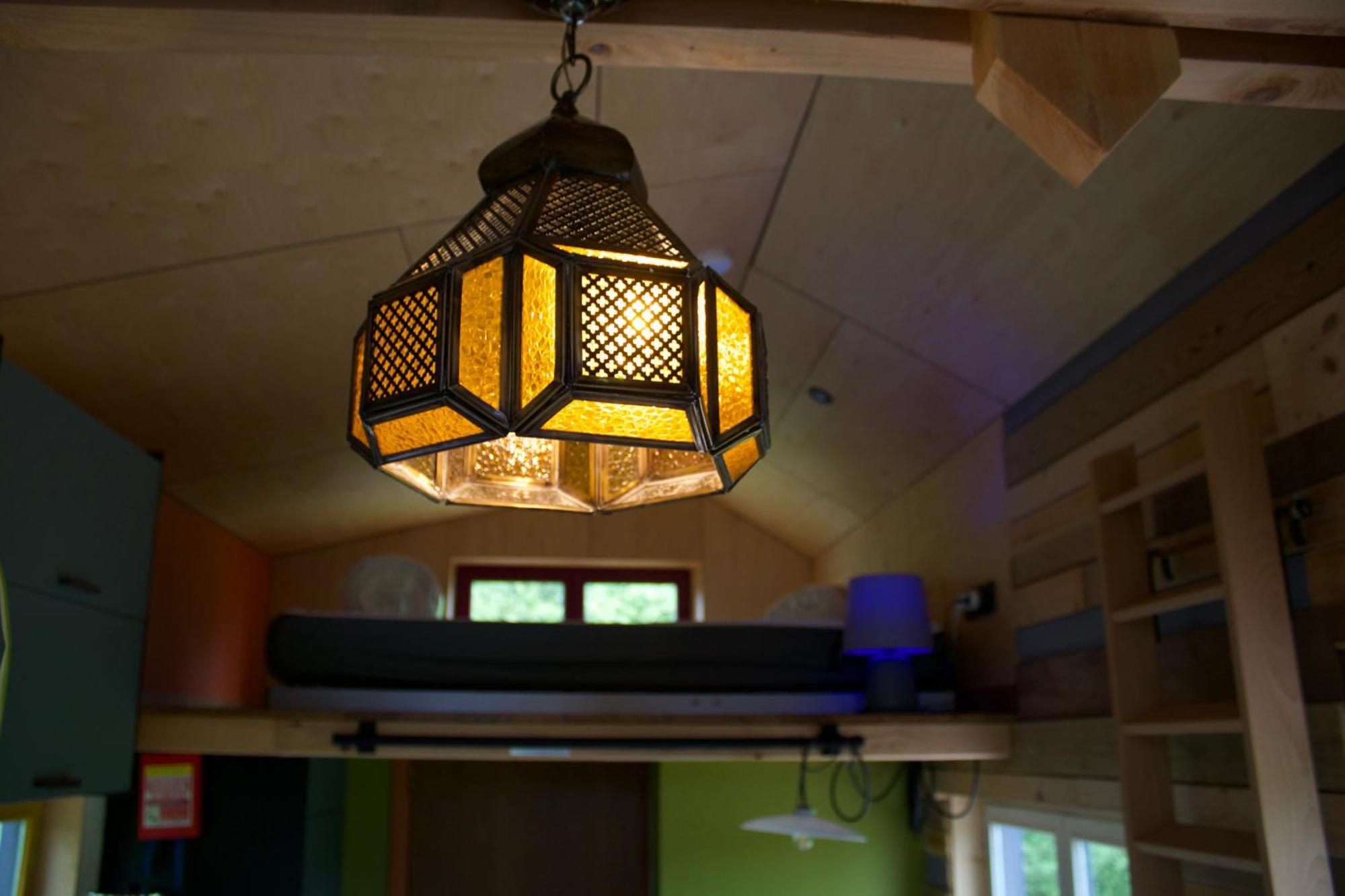 Tiny House Les Jours Heureux Sejour Nature Pres De Dinant Et Des Lacs De L Eau D Heure Villers-le-Gambon Exterior photo