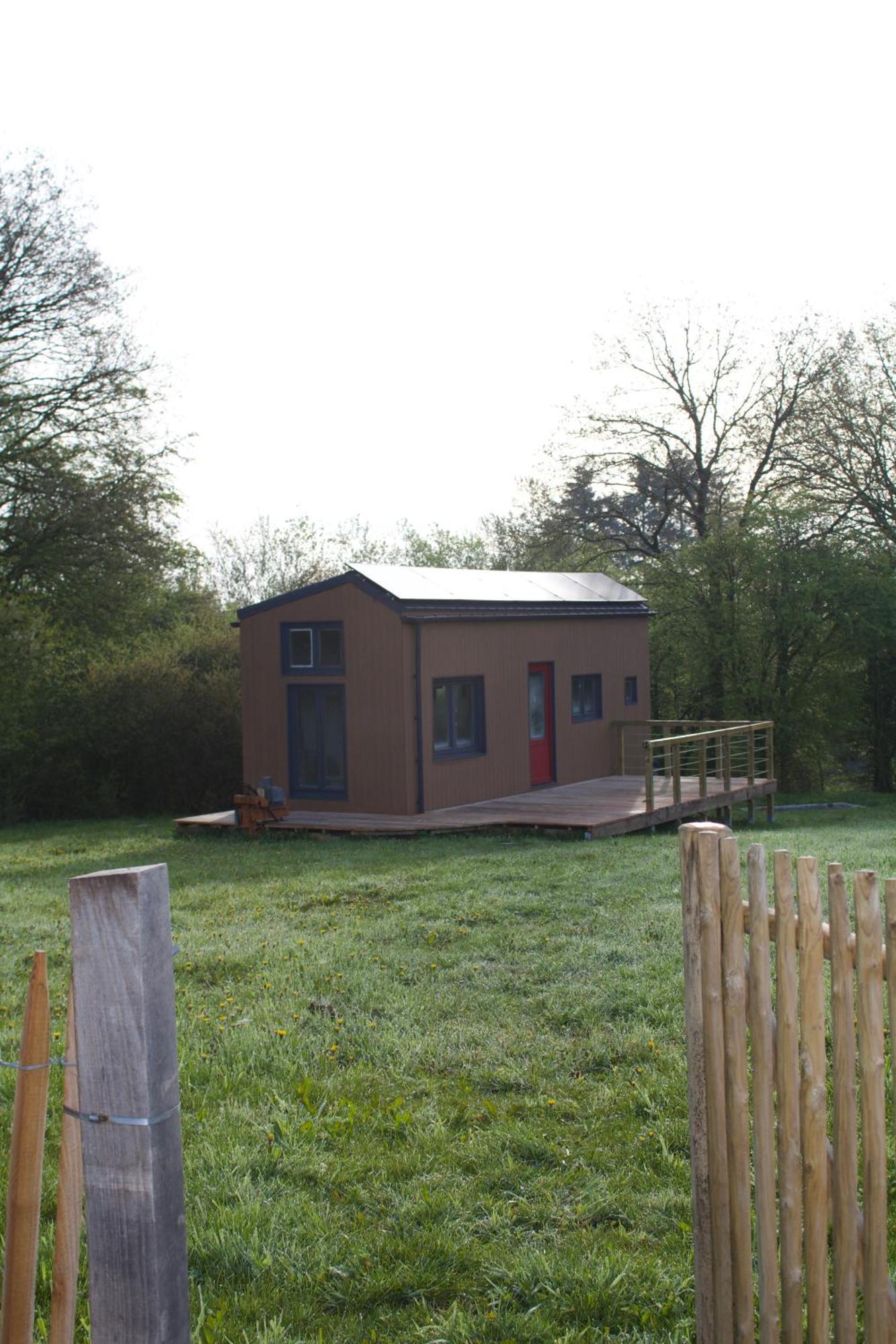 Tiny House Les Jours Heureux Sejour Nature Pres De Dinant Et Des Lacs De L Eau D Heure Villers-le-Gambon Exterior photo